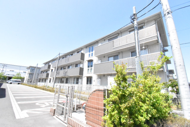 ��ʌ��z�J�s���C�N�^�E���X����2-8�̃A�p�[�g�̌����O��