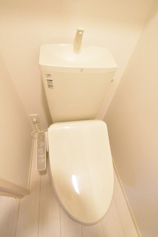 ��ʌ������s�����T���ڂ̃A�p�[�g�̃g�C��