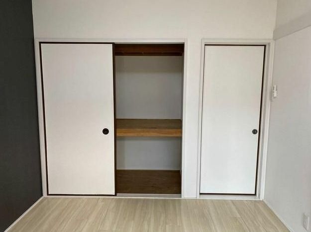 ��ʌ��@�c�s�厚���l�̃A�p�[�g�̎��[