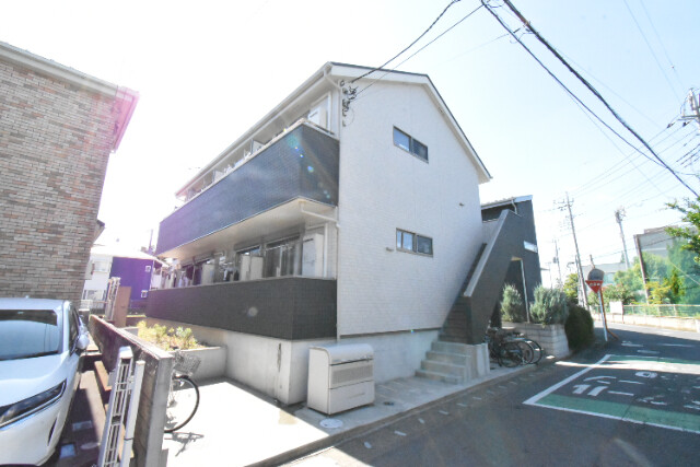 ��ʌ������s�ԌI�S����7-34�̃A�p�[�g�̌����O��