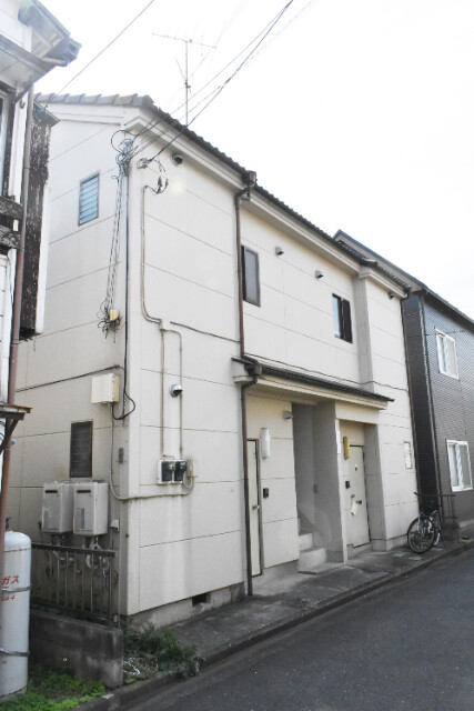 ��ʌ��ӂ��ݖ�s�k��P���ڂ̃A�p�[�g�̃G���g�����X