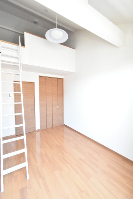 ��ʌ������s�ԌI�S���ڂ̃A�p�[�g�̂��̑�