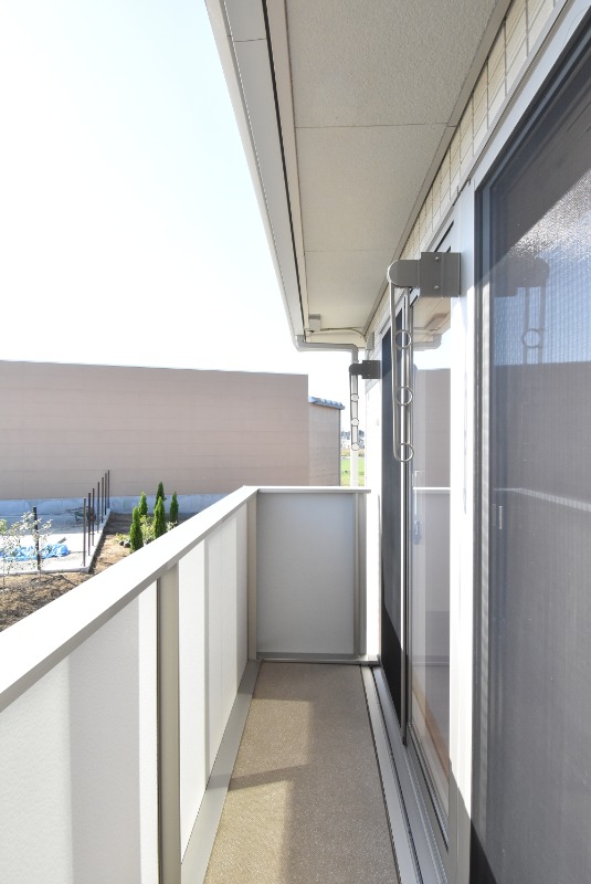 ��ʌ��������܎s���搼��{�S���ڂ̃A�p�[�g�̃o���R�j�[