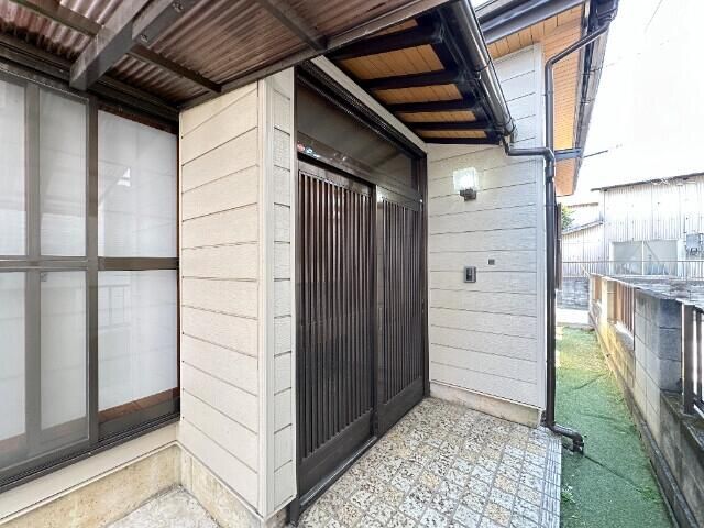 ��ʌ��k�����S�ɓޒ��{���P���ڂ̈�ˌ��ẴG���g�����X