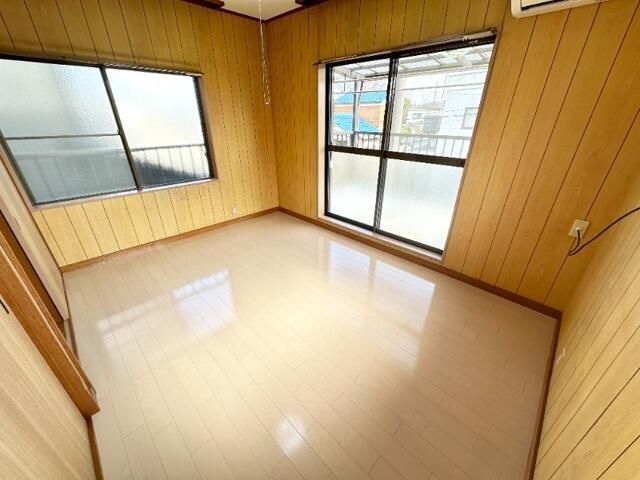 ��ʌ��k�����S�ɓޒ��{���P���ڂ̈�ˌ��Ă̂��̑������E�X�y�[�X