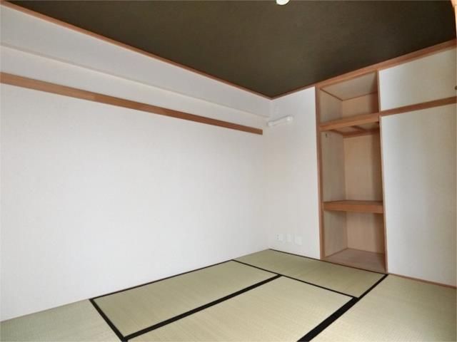 ��ʌ��������܎s�k����i���Q���ڂ̃}���V�����̂��̑������E�X�y�[�X