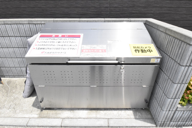 ��ʌ��������܎s��{��听���R���ڂ̃A�p�[�g�̂��̑�