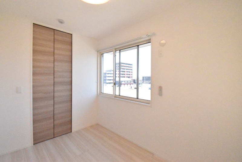 ��ʌ��z�J�s���C�N�^�E���U���ڂ̃A�p�[�g�̂��̑������E�X�y�[�X