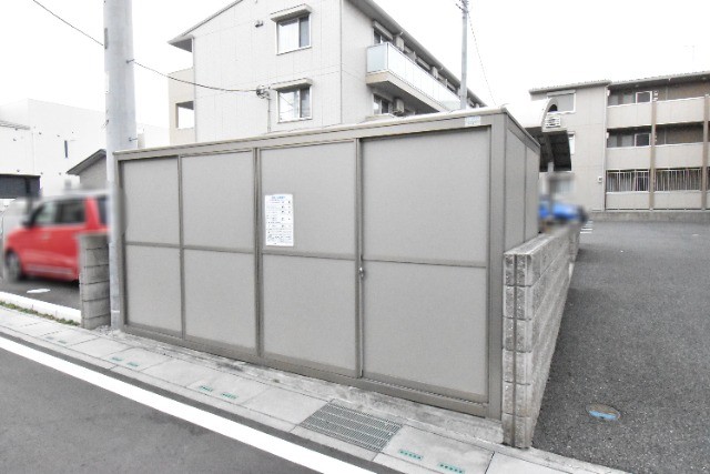 ��ʌ��z�J�s���C�N�^�E���U���ڂ̃A�p�[�g�̂��̑�