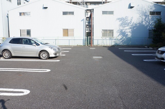 ��ʌ��������܎s���擹��Q���ڂ̃}���V�����̒��ԏ�