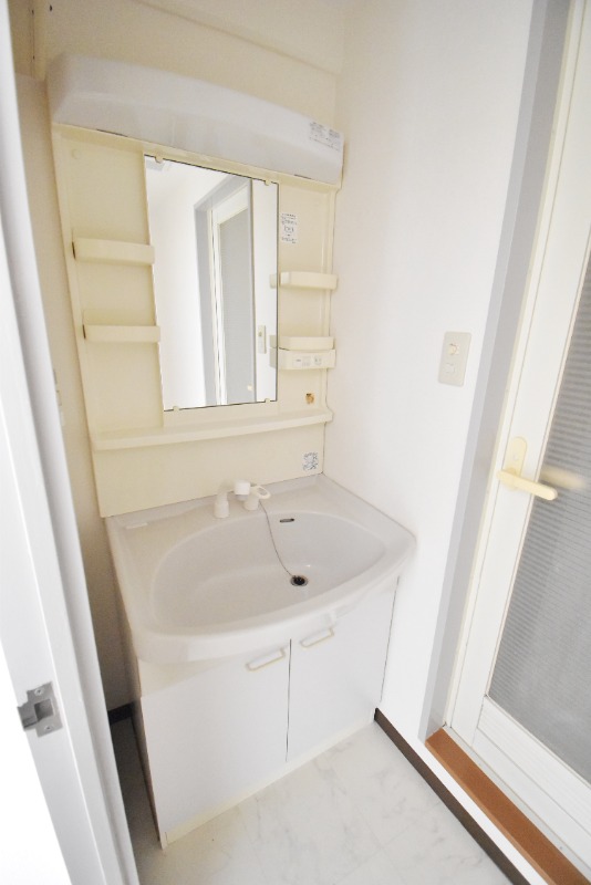 ��ʌ��������܎s������厚�쒆�ۂ̃}���V�����̐��ʏ�