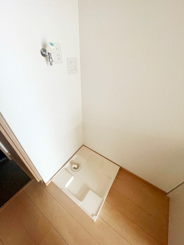 ��ʌ��x�m���s���݂��ّ�Q���ڂ̃}���V�����̂��̑�