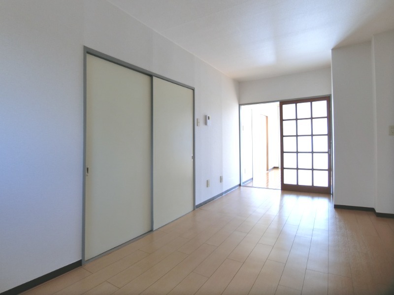 ��ʌ��������܎s���厚��J���̃}���V�����̋����E���r���O