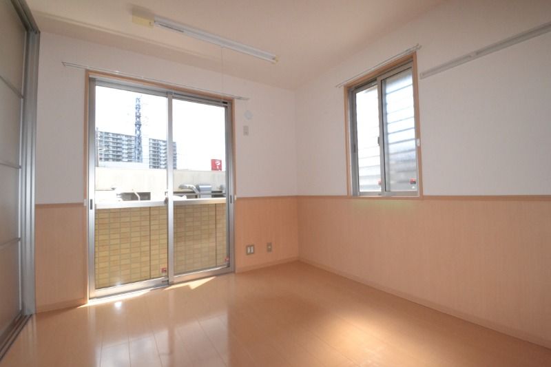 ��ʌ��������܎s������{�����U���ڂ̃A�p�[�g�̂��̑������E�X�y�[�X