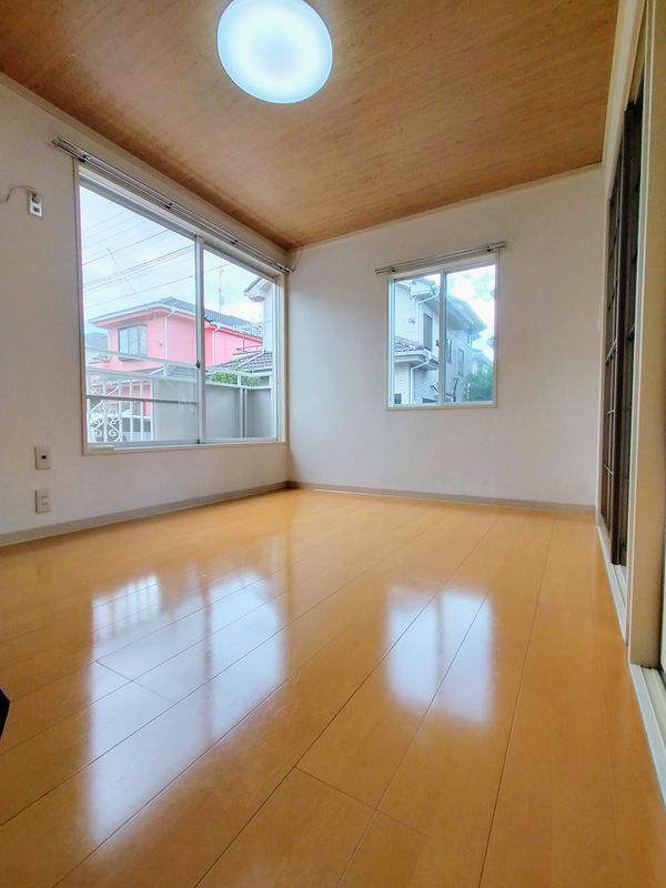 ��ʌ��������܎s�����擌��{�P���ڂ̃A�p�[�g�̂��̑������E�X�y�[�X