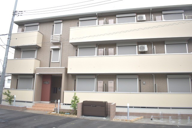 ��ʌ��������܎s���搼��{�Q���ڂ̃A�p�[�g�̌����O��