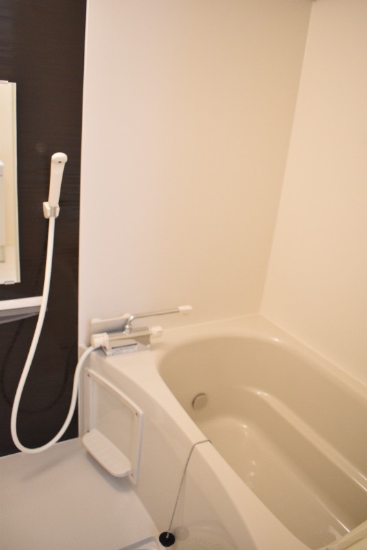 ��ʌ��������܎s���搼��{�Q���ڂ̃A�p�[�g�̃o�X