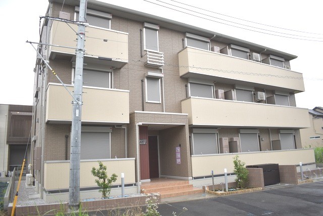 ��ʌ��������܎s���搼��{�Q����6-14�̃A�p�[�g�̌����O��