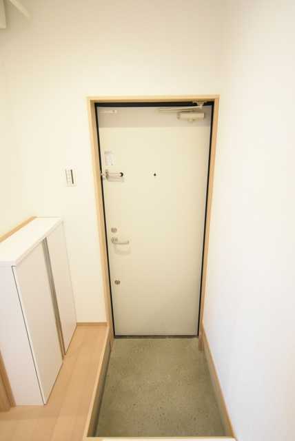 ��ʌ��������܎s�k��y�C���Q���ڂ̃A�p�[�g�̌���