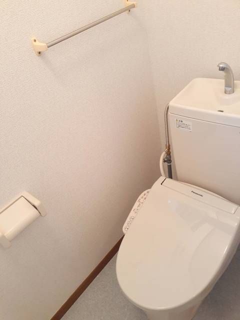 ��ʌ��@�c�s����Q���ڂ̃A�p�[�g�̃g�C��