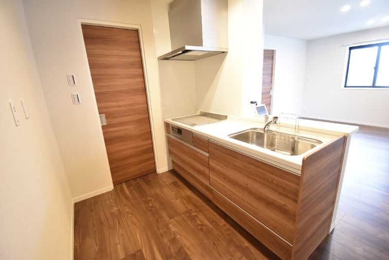 ��ʌ��������܎s������㗎���T���ڂ̃}���V�����̃L�b�`��