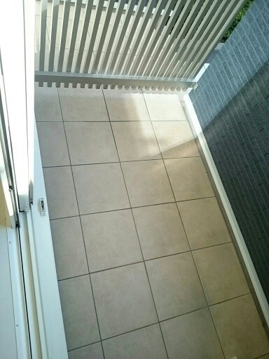 ��ʌ��������܎s��΋搼���R���ڂ̃A�p�[�g�̃o���R�j�[