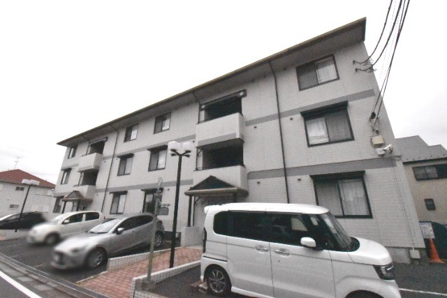 ��ʌ��������܎s�΋�厚��Ԗ؂̃A�p�[�g�̌����O��