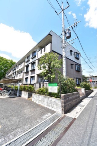 ��ʌ��������܎s��{��O���P����317-1�̃A�p�[�g�̌����O��