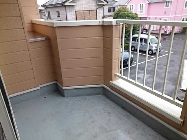 ��ʌ��������܎s����厚���V�n�̃A�p�[�g�̃o���R�j�[