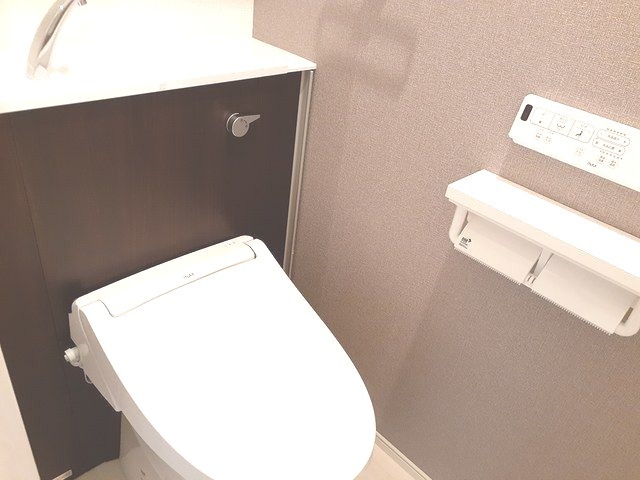 ��ʌ��������܎s������厚�䑠�̃A�p�[�g�̃g�C��