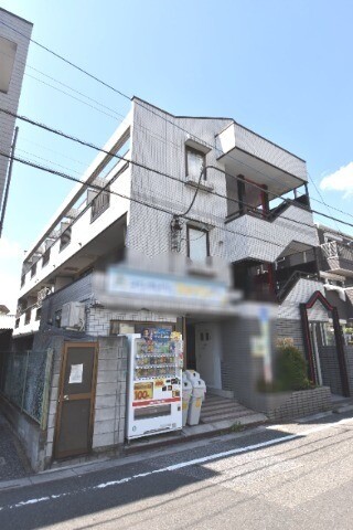 ��ʌ�����s������T���ڂ̃}���V�����̌����O��