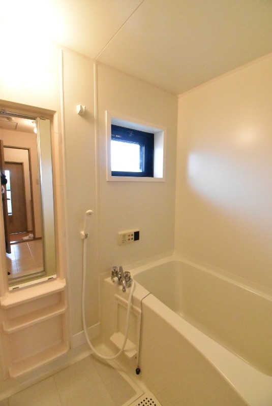 ��ʌ��������܎s�΋�厚�����̃A�p�[�g�̃o�X