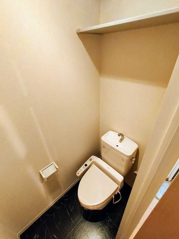 ��ʌ��������܎s���撆���P���ڂ̃A�p�[�g�̃g�C��