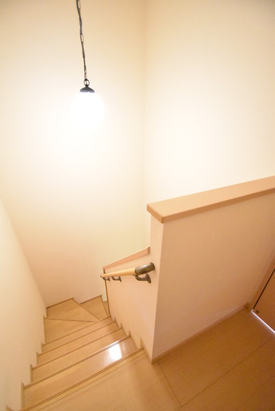 ��ʌ��������܎s���撬�J�R���ڂ̃A�p�[�g�̂��̑������E�X�y�[�X