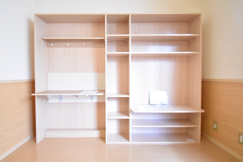 ��ʌ��������܎s���撬�J�R���ڂ̃A�p�[�g�̎��[