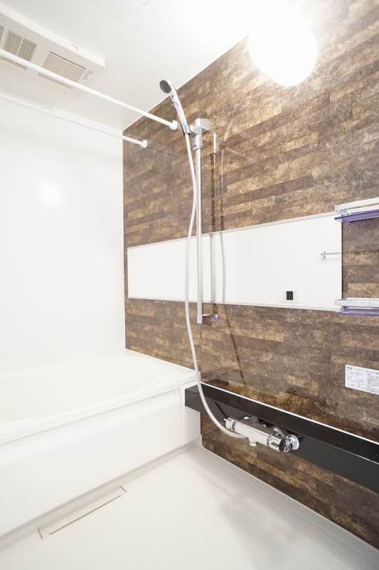 ��ʌ��������܎s�k����i���P���ڂ̃A�p�[�g�̃o�X