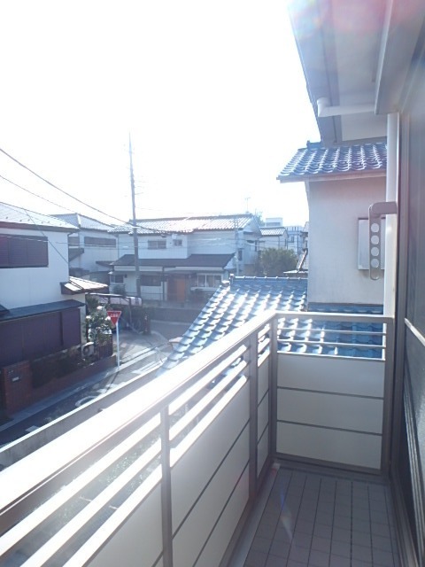 ��ʌ��������܎s�k����i���P���ڂ̃A�p�[�g�̃o���R�j�[