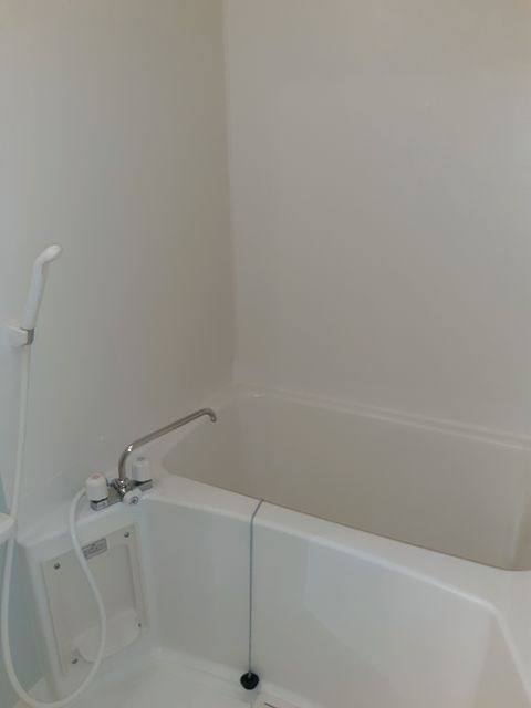 ��ʌ��������܎s�΋�厚�����̃A�p�[�g�̃o�X