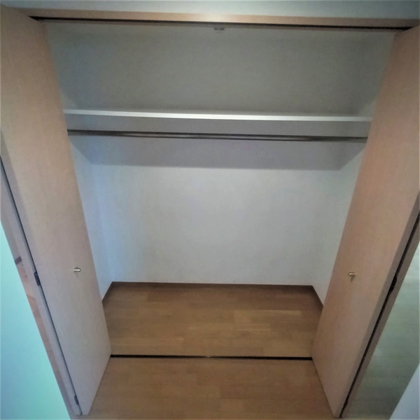 ��ʌ�����s�씵���J�R���ڂ̃}���V�����̎��[