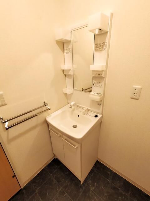 ��ʌ��������܎s���撆���P���ڂ̃A�p�[�g�̐��ʏ�