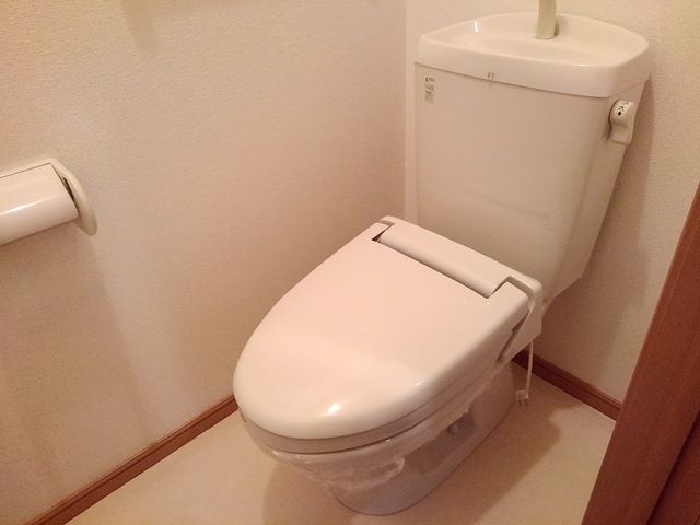 ��ʌ������s�������̃A�p�[�g�̃g�C��