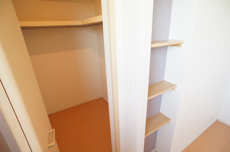 ��ʌ�����s�厚���s���̃A�p�[�g�̎��[