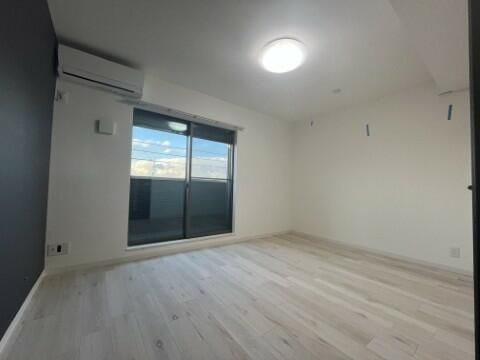 ��ʌ��������܎s������厚�V��̃A�p�[�g�̃o���R�j�[