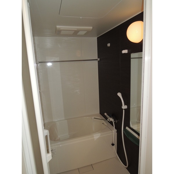 ��ʌ��������܎s�Y�a�挳���Q���ڂ̃A�p�[�g�̃o�X