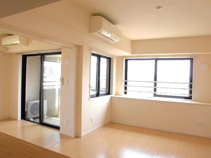 ��ʌ��������܎s�������J�Q���ڂ̃}���V�����̋��ԁE���r���O