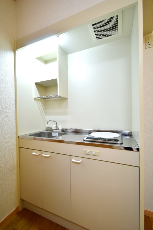 ��ʌ��������܎s��{��听���P���ڂ̃A�p�[�g�̃L�b�`��