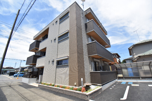 ��ʌ��������܎s��΋戤�����̃A�p�[�g�̌����O��