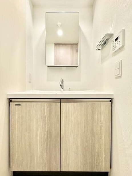 ��ʌ��������܎s��{��听���P���ڂ̃}���V�����̐��ʏ�