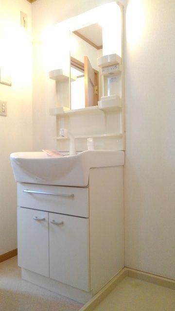 ��ʌ��������܎s��΋�z�K�Q���ڂ̃A�p�[�g�̐��ʏ�