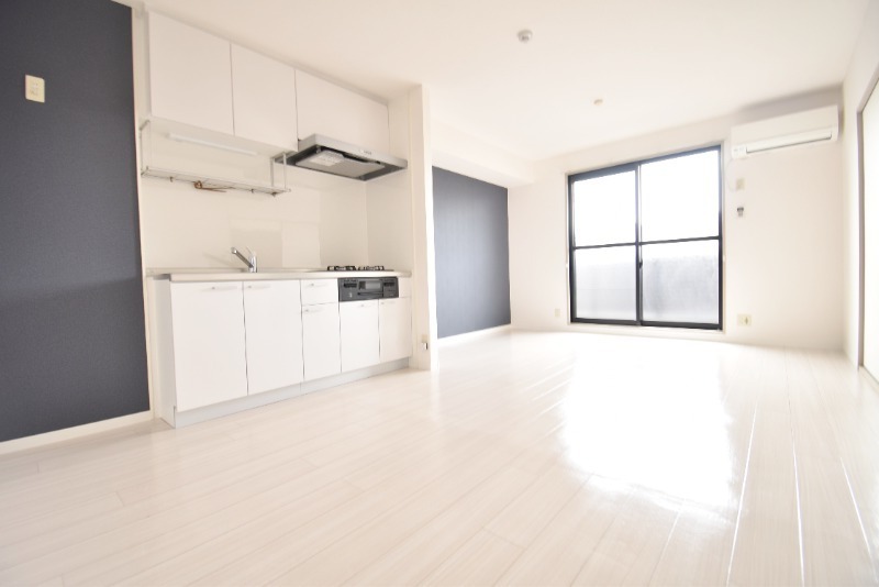 ��ʌ��������܎s��{��O���S���ڂ̃A�p�[�g�̋��ԁE���r���O